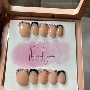 Chic Black and Cream Press-On Nails